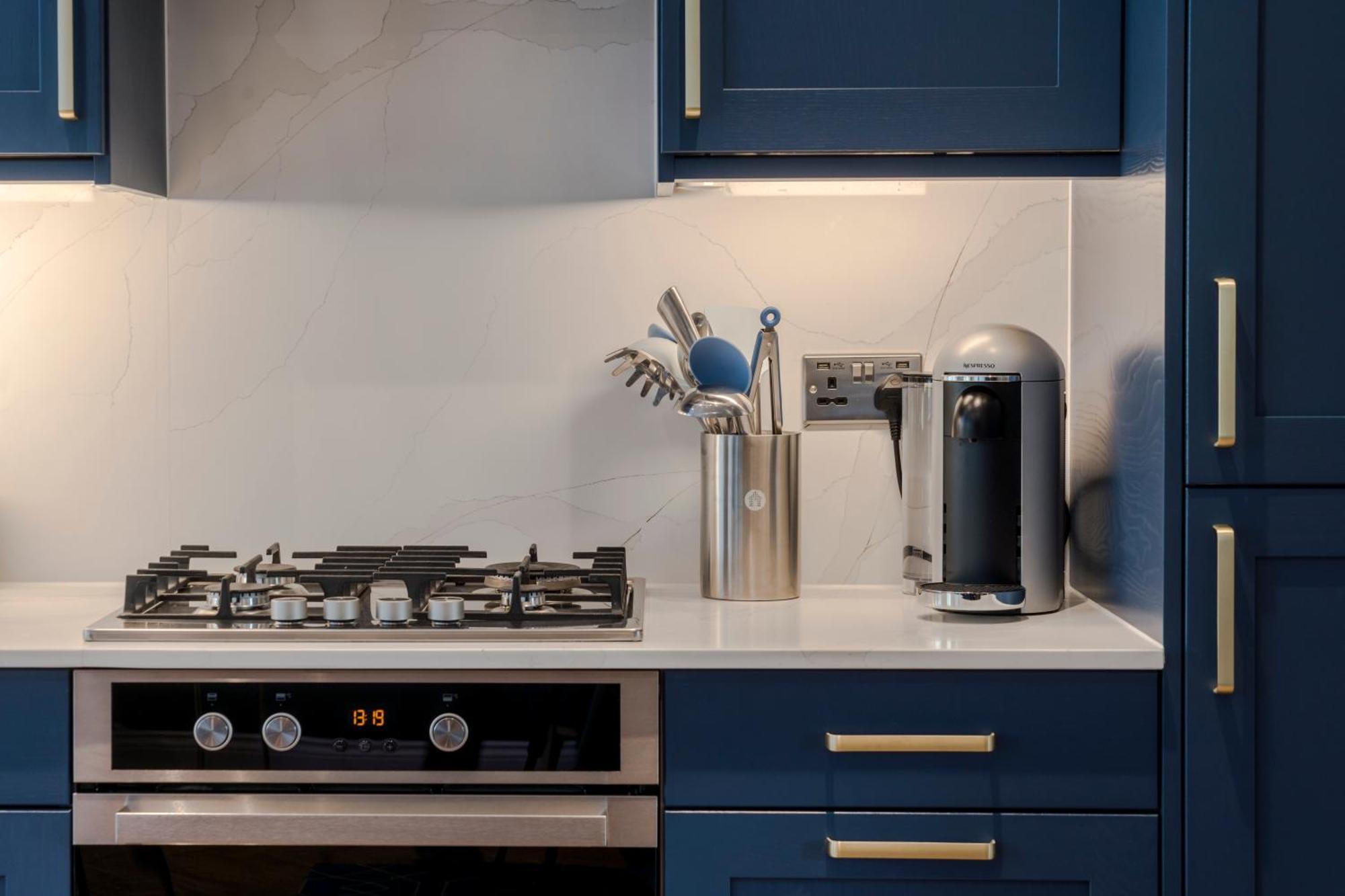Stunning 3 Bed Duplex Apartment In The Heart Of West Hampstead London Eksteriør billede